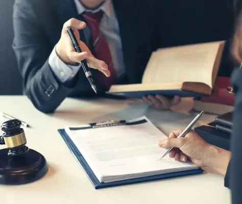 Legal Advisory Contract Drafting, Compliance & IP Protection Services Grid Banner